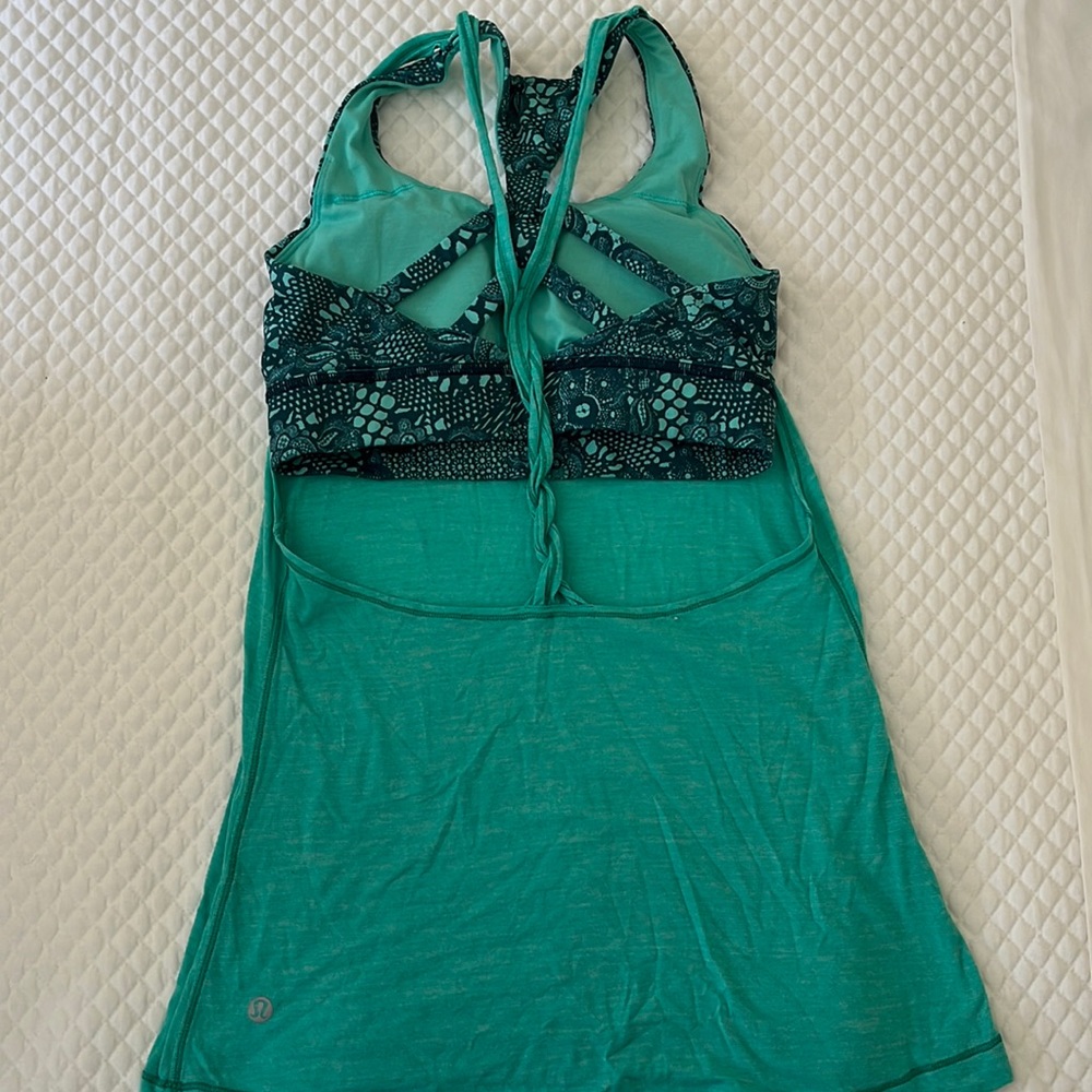 lululemon athletica yoga tank size 4